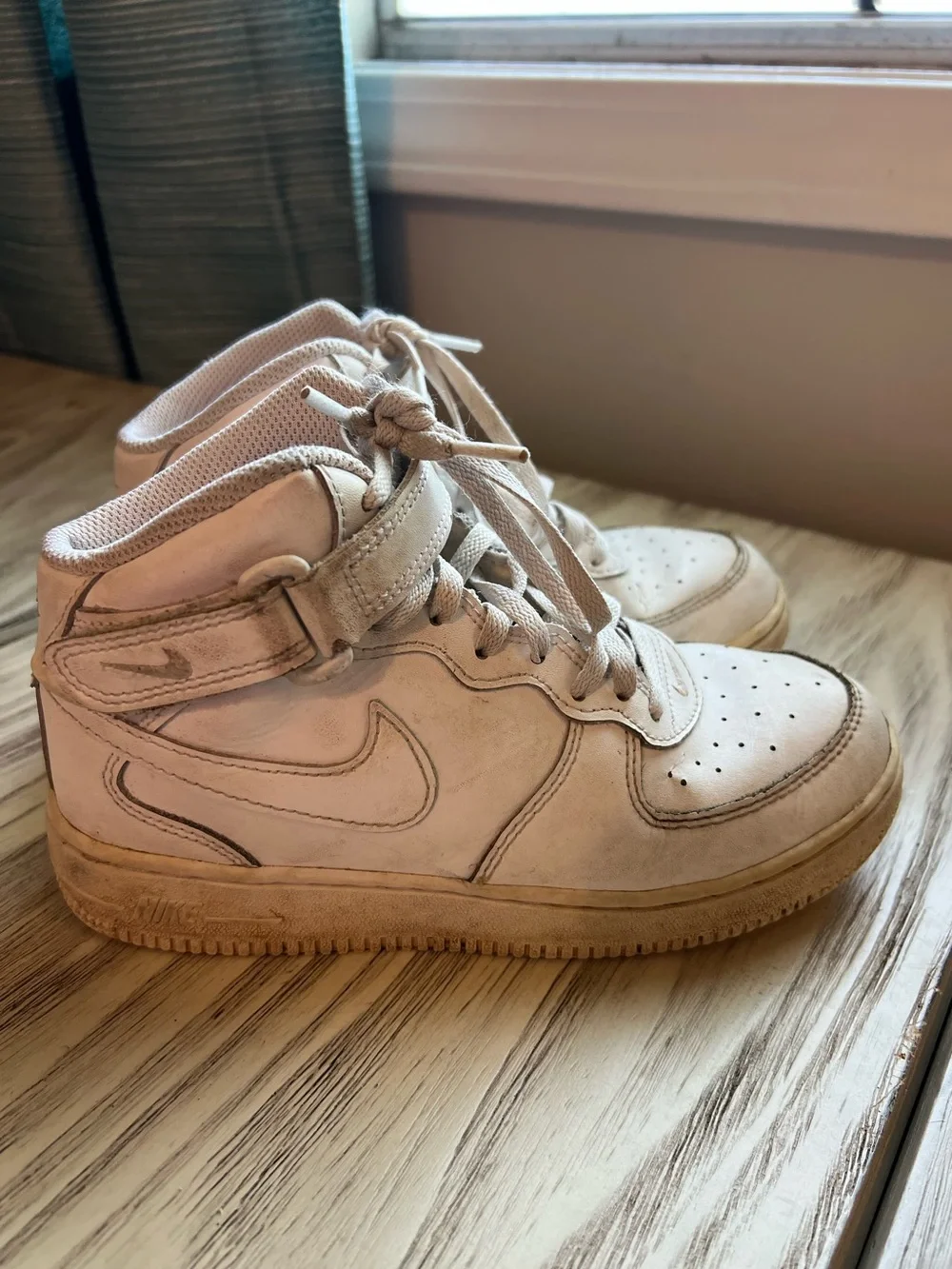 Nike Force 1 Mid White Gum Sneakers Youth 3Y Kids DH2934-111